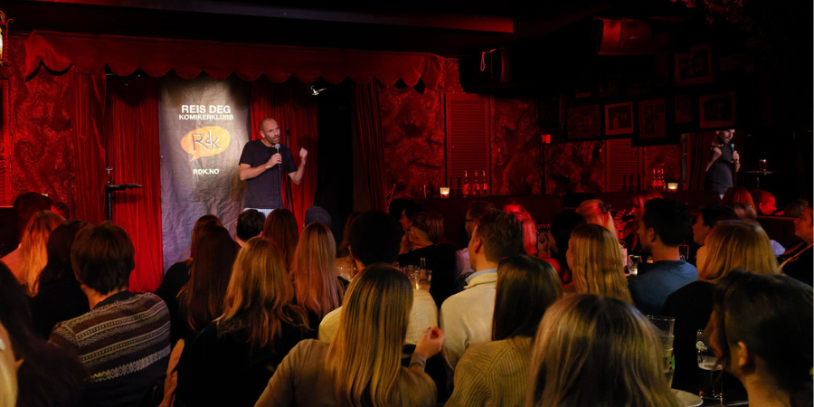 GALLERI_JOSEFINE KLUBBKVELD_JONAS BERGLAND & PUBLIKUM_900X600