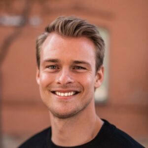 Simon Nitsche nominert Stå Opp-Prisen for 2025